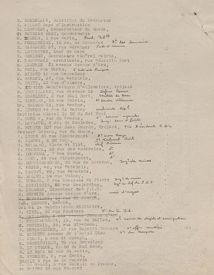 Liste des invités au vin d’honneur donné par Alain Savary, commissaire de la République pour la région d’Angers pour les Fêtes de la Victoire, 9 mai 1945