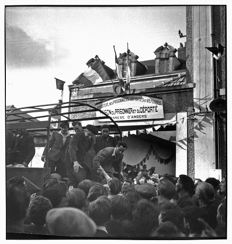 Retour des prisonniers et requis du Service du travail obligatoire à Cholet, 24 mai 1945