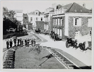 Cour d'honneur du Haras d'Angers, rue Paul Bert